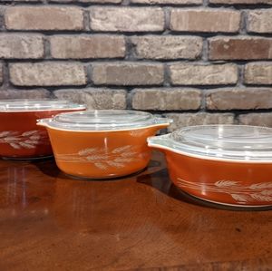 Set of Antique/Vintage Harvest Wheat Pyrex
